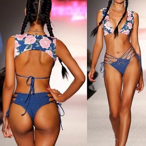 Frankie’s Bikinis: Jessie Bottom Sz Medium